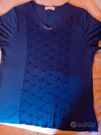 maglia con le maniche corte