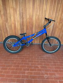 Bici da trial Monty Montes