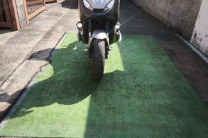 Xadv 750
