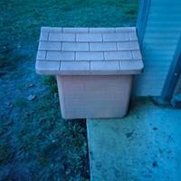 Cuccia in resina per cane di taglia medio-grande