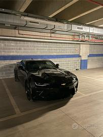 Chevrolet Camaro SS 6.2 V8