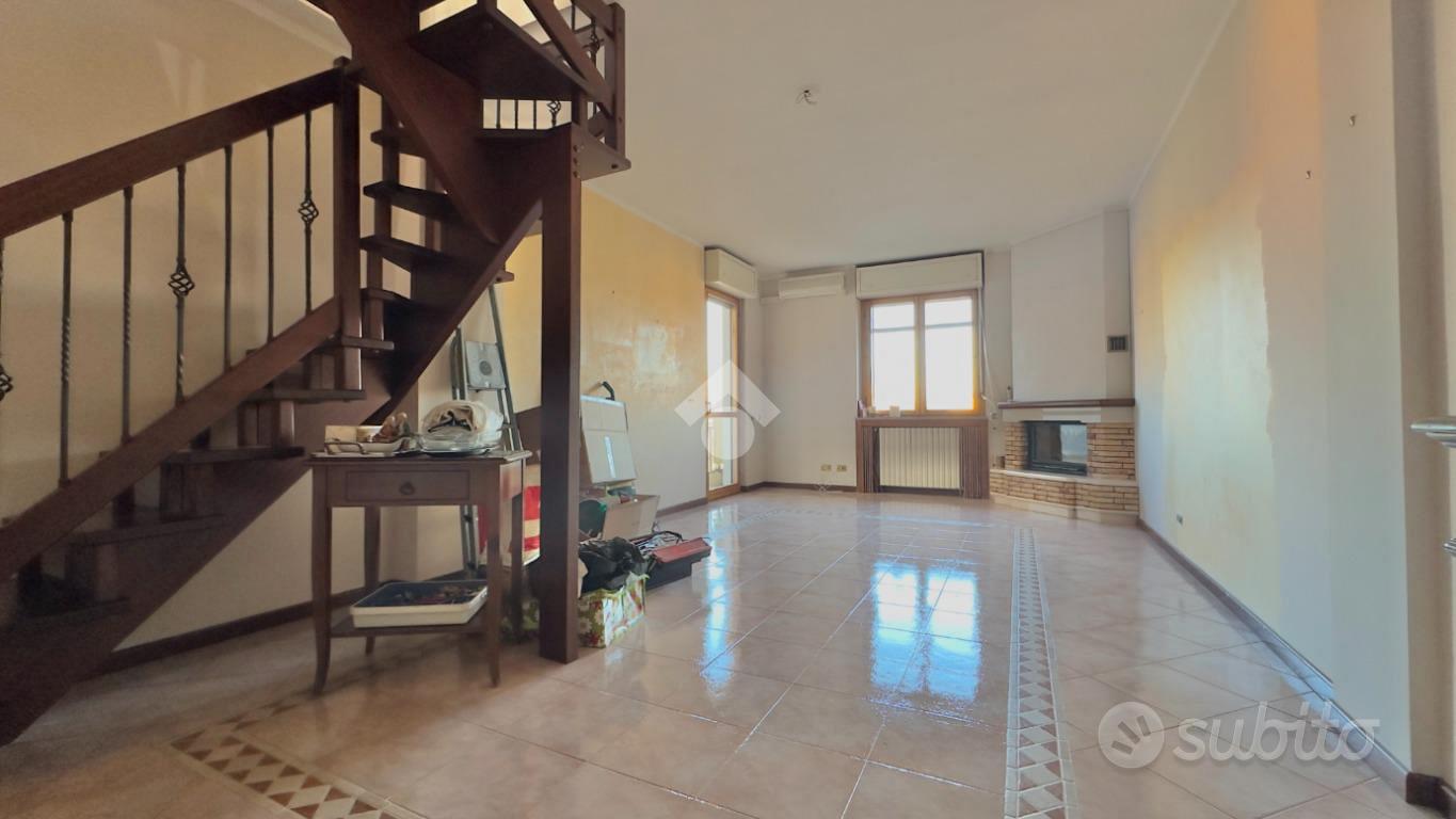 5 LOCALI A NOVI LIGURE - Vista 2