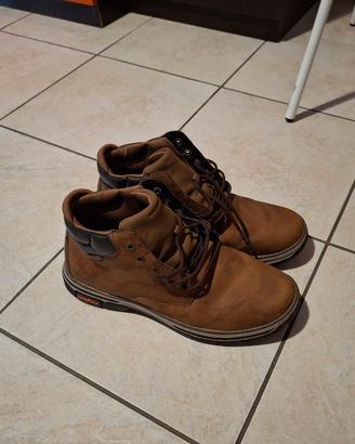 scarpe uomo n.45 stivaletti skechers