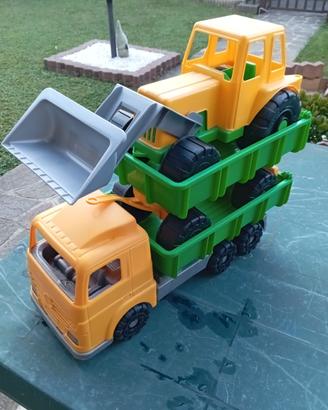 gioco bimbo camion .ruspa e carro