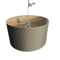 Lampadario a sospensione con paralume in tessuto