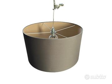 Lampadario a sospensione con paralume in tessuto