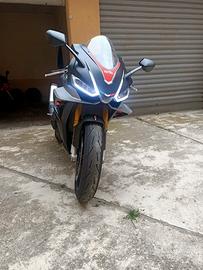 Aprilia RSV4 1100 - 2021