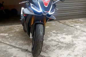 Aprilia RSV4 1100 - 2021