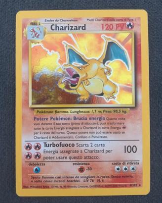 Carta holo charizard set base