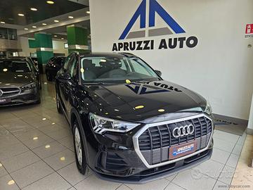 AUDI Q3 35 TDI S tronic BUSINESS