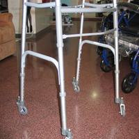 Deambulatore per anziani