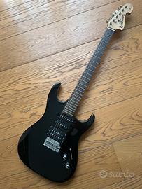 Chitarra elettrica Washburn con amplificatore