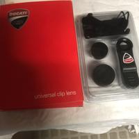 Lente fotocamera ducati