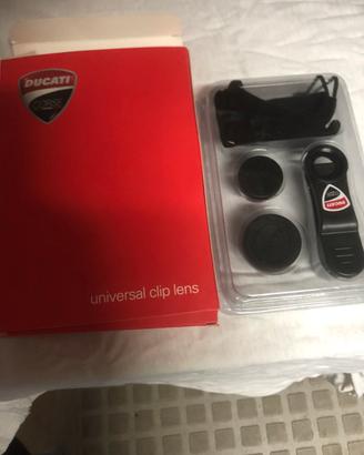 Lente fotocamera ducati