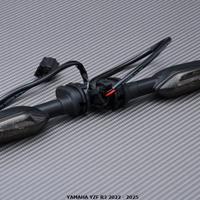 Coppia frecce Y-Perf LED YAMAHA YZF R3 2022 - 2025