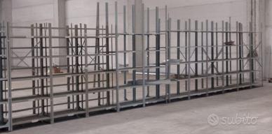 Scaffale in ferro