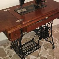 Macchina da cucire Singer Americana