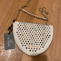 Borsa tracolla bianca con borchie