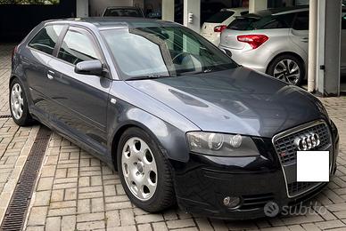 Audi A3 2.0 16V TDI Attraction 3 Porte