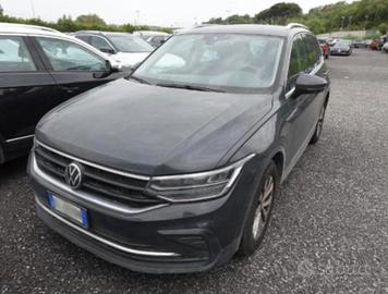 VOLKSWAGEN Tiguan 2.0 TDI SCR Life