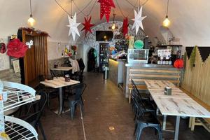 Attività / Licenza di 130 m² a Loano