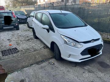 Ford B-Max UGJC