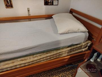 letto singolo attrezzato 