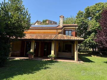 Villa singola - Cerisano