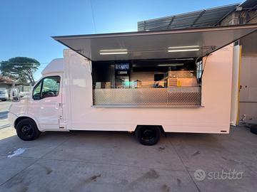 Autonegozio Pizzeria Ambulante Food Truck