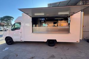 Autonegozio Pizzeria Ambulante Food Truck