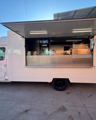 Autonegozio Pizzeria Ambulante Food Truck