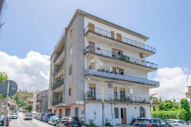 3 LOCALI A SAPONARA