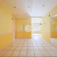 3 LOCALI A MONTEROTONDO