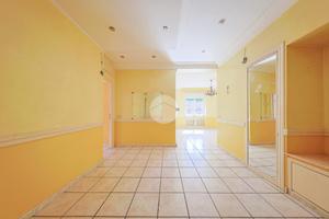 3 LOCALI A MONTEROTONDO