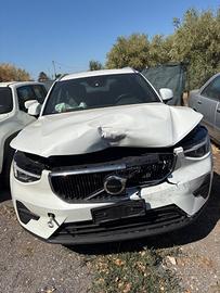 Volvo XC40 Incidentata