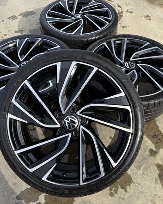 CERCHI IN LEGA VOLKSWAGEN Golf Serie VIII 5H060102