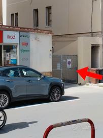 Box auto, zona questura