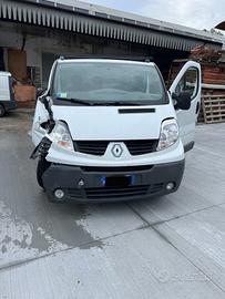 Renault trafic 2.0 dci motore ok