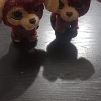 cane pelusche abbaia e fa le puzzole