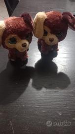 cane pelusche abbaia e fa le puzzole