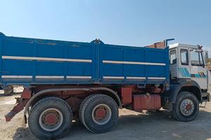 IVECO 330/60 CAMBIO ZF