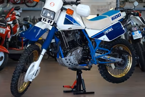 Suzuki DR 600 1986 conservata DR600