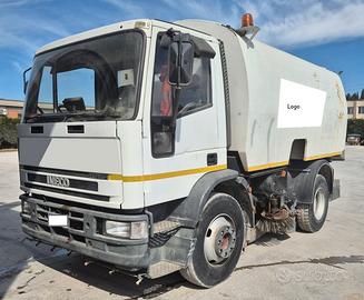 Iveco spazzatrice stradale