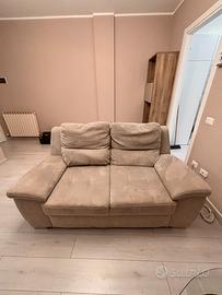 Divano beige 2 posti comodi
