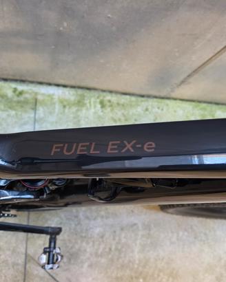 Trek e-mtb  FUEL EX-e - 9.8 full carbon