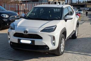TOYOTA Yaris Cross Hybrid CVT Business 1.5cc 92c