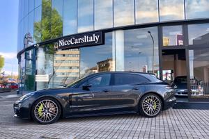 Porsche Panamera Sport Turismo 4 e-hybrid