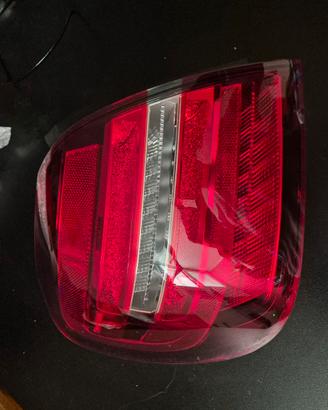 fanale posteriore sx gla mercedes 180 anno 2019