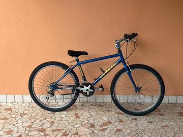 Vendi bici 24 pollici Atla