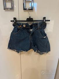 Short levis